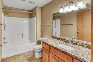 3319 45th Ave S, Fargo, ND 58104 - Photo 35