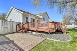 3319 45th Ave S, Fargo, ND 58104 - Photo 47
