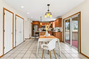 16267 Griffon Trail, Lakeville, MN 55044 - Photo 7