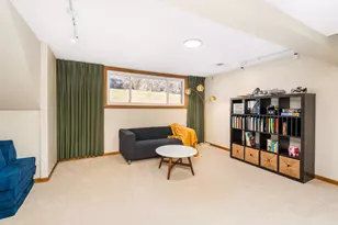 726 W 5th St, Duluth, MN 55806 - Photo 39