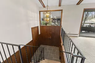 135 Hampshire Ave N, Golden Valley, MN 55427 - Photo 3