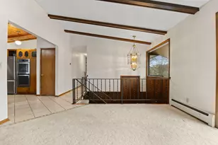 135 Hampshire Ave N, Golden Valley, MN 55427 - Photo 9