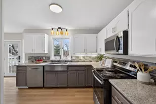 4406 Newcastle Ln NW, Rochester, MN 55901 - Photo 9