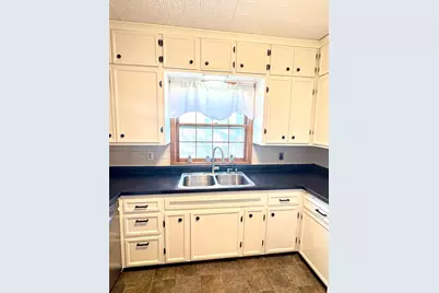 608 N 6th Street, Montevideo, MN 56265 - Photo 13