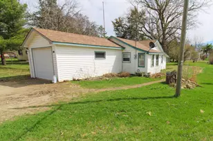121 Washington St W, Burtrum, MN 56318 - Photo 15