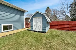 1008 24th Ave S, Fargo,  58103 - Photo 37