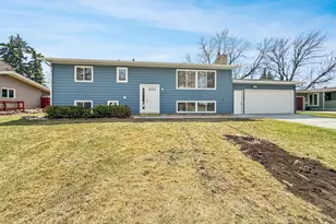 1008 24th Ave S, Fargo,  58103 - Photo 3