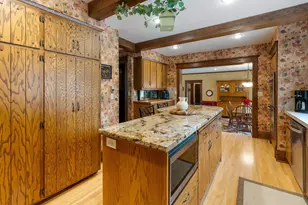 922 Douglas St, Alexandria, MN 56308 - Photo 17