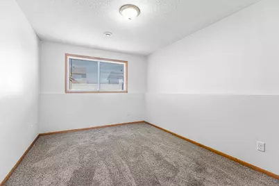 5263 50th Avenue S, Fargo, ND 58104 - Photo 17