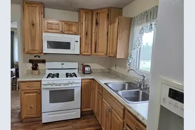 9152 Lexington Avenue N, Circle Pines, MN 55014 - Photo 9