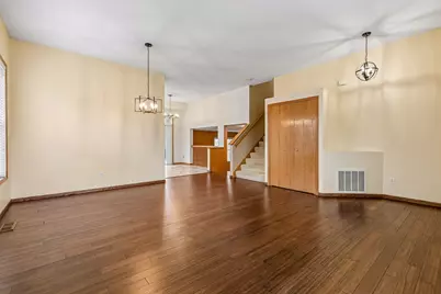1658 Oakbrooke Circle, Eagan, MN 55122 - Photo 5