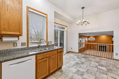1658 Oakbrooke Circle, Eagan, MN 55122 - Photo 19