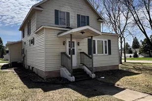 324 E Snelling Ave, Appleton, MN 56208 - Photo 5