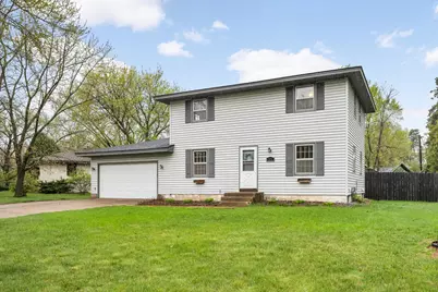 313 107th Avenue NE, Blaine, MN 55434 - Photo 3