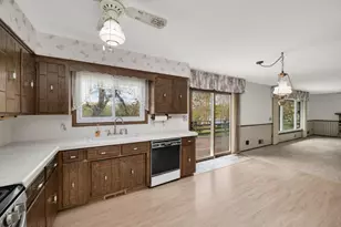216 Lowell Rd, Champlin, MN 55316 - Photo 7