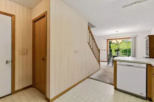 12750 Edgewater Path, Apple Valley, MN 55124 - Photo 15