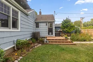 1586 Grotto St N, Saint Paul, MN 55117 - Photo 45