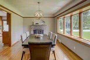 2201 Roselawn Ave W, Roseville, MN 55113 - Photo 5