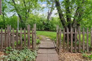 8801 Lakeview Rd, Bloomington, MN 55438 - Photo 31