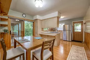 8801 Lakeview Rd, Bloomington, MN 55438 - Photo 11