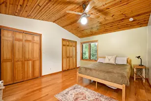 8801 Lakeview Rd, Bloomington, MN 55438 - Photo 17