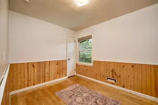 8801 Lakeview Rd, Bloomington, MN 55438 - Photo 19