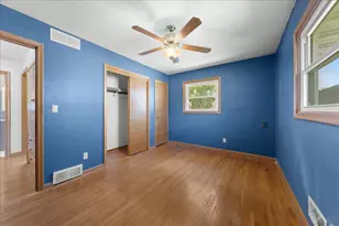 2368 Holloway Ave E, Maplewood, MN 55109 - Photo 15