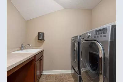 6241 Urbandale Lane N, Maple Grove, MN 55311 - Photo 23