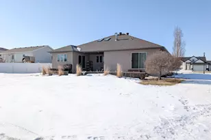 6810 24th Street S, Fargo, ND 58104 - Photo 9