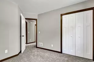 535 Maywood Ave, Paynesville, MN 56362 - Photo 9