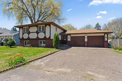 1889 Hamline Avenue N, Falcon Heights, MN 55113 - Photo 1