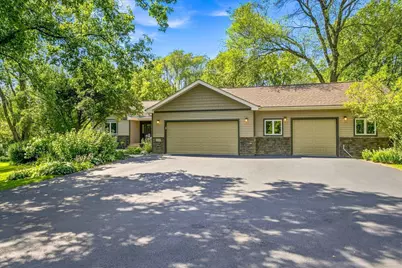 163 Skyline Drive, River Falls, WI 54022 - Photo 3