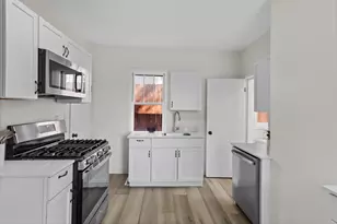 676 York Ave, Saint Paul, MN 55106 - Photo 5