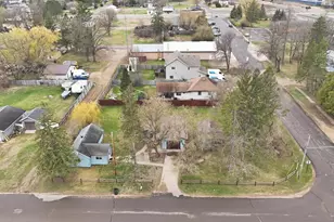 212 E 2nd St, Pillager, MN 56473 - Photo 27