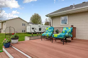 1435 Springwood Ln, Faribault, MN 55021 - Photo 11