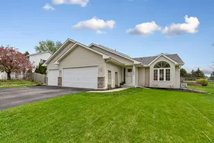 1435 Springwood Ln, Faribault, MN 55021 - Photo 1