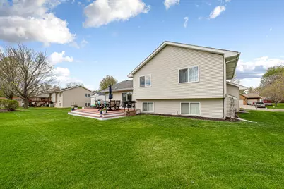 1435 Springwood Lane, Faribault, MN 55021 - Photo 9