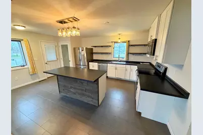 601 Main Street S, Karlstad, MN 56732 - Photo 5