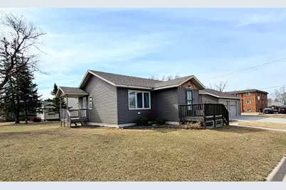 601 Main Street S, Karlstad, MN 56732 - Photo 1