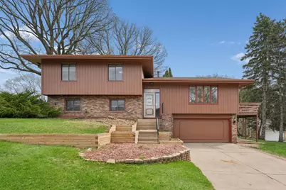 944 Pine View Court, Saint Paul, MN 55119 - Photo 1