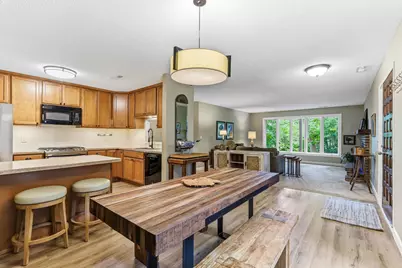 8970 Neill Lake Road, Eden Prairie, MN 55347 - Photo 11