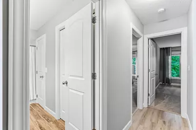 8970 Neill Lake Road, Eden Prairie, MN 55347 - Photo 17