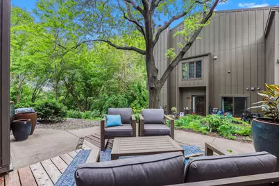 8970 Neill Lake Road, Eden Prairie, MN 55347 - Photo 3