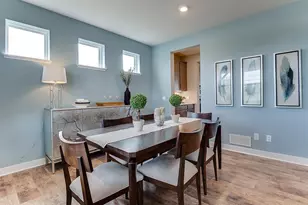 1649 Oak creek pass, Chaska, MN 55318 - Photo 9