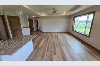 1309 18th Street NE, Austin, MN 55912 - Photo 15