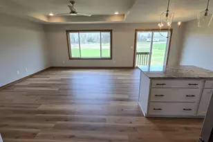 1309 18th St NE, Austin, MN 55912 - Photo 15