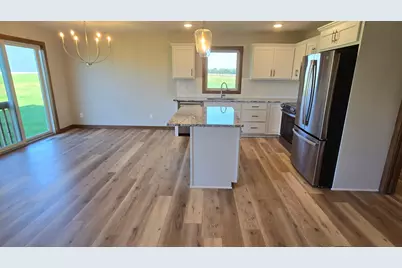 1309 18th Street NE, Austin, MN 55912 - Photo 11