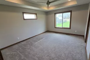 1309 18th St NE, Austin, MN 55912 - Photo 19
