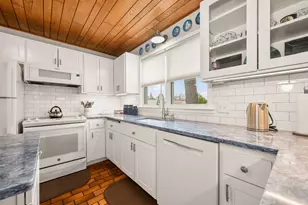 618 NW 5th Ave, Grand Rapids, MN 55744 - Photo 7