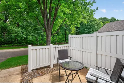 401 Leeward Trail, Woodbury, MN 55129 - Photo 15